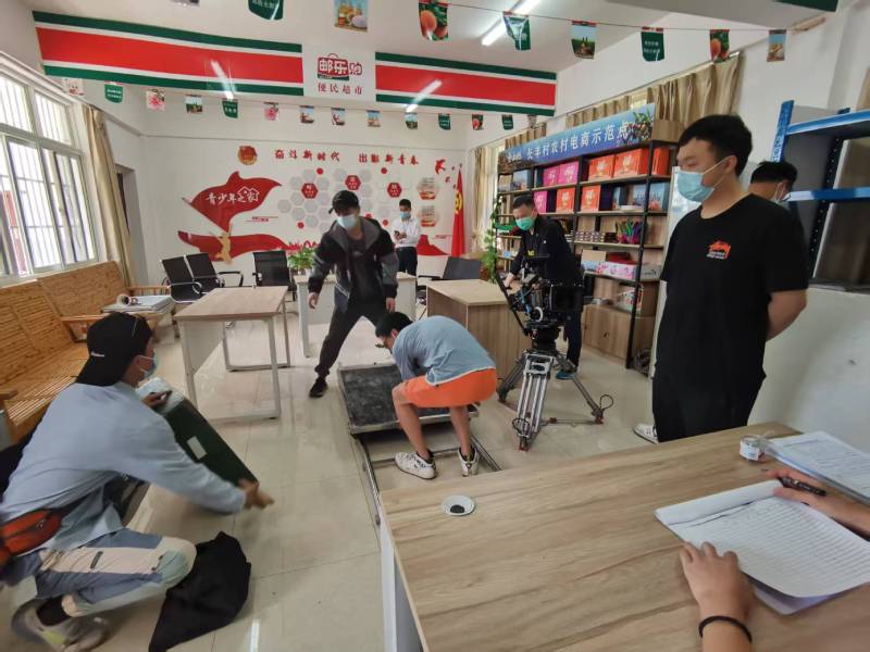 追星女孩心理学分析报告：运城广告片拍摄公司揭秘饭圈应援式传播逻辑